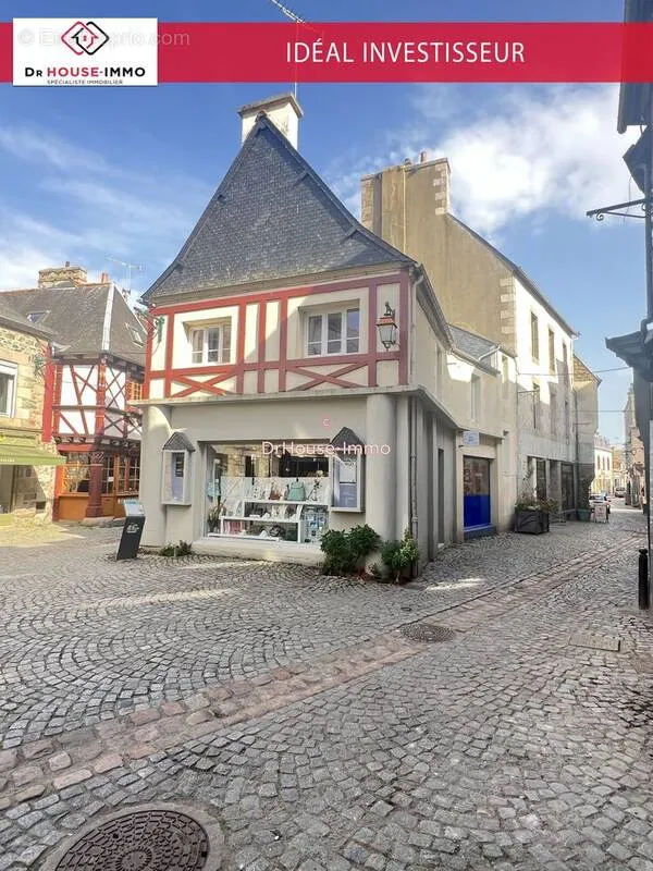 Välivaade - Income Property in Paimpol with Shops