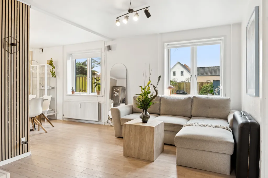 Elutuba - Modern Flat with Central Herning Location