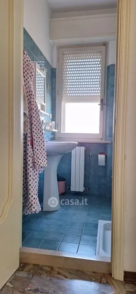 Baños - Quadrilocale with Attic in Collemarino, Ancona