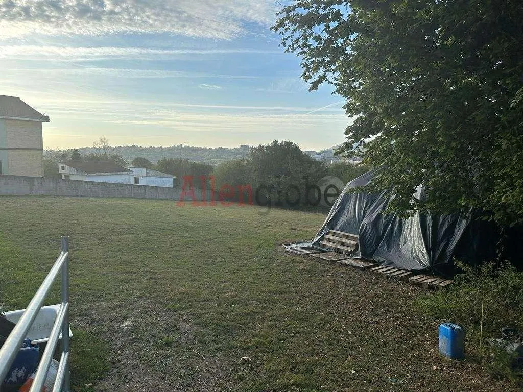 Giardino - Buildable Plot with Rural Views in Oviedo