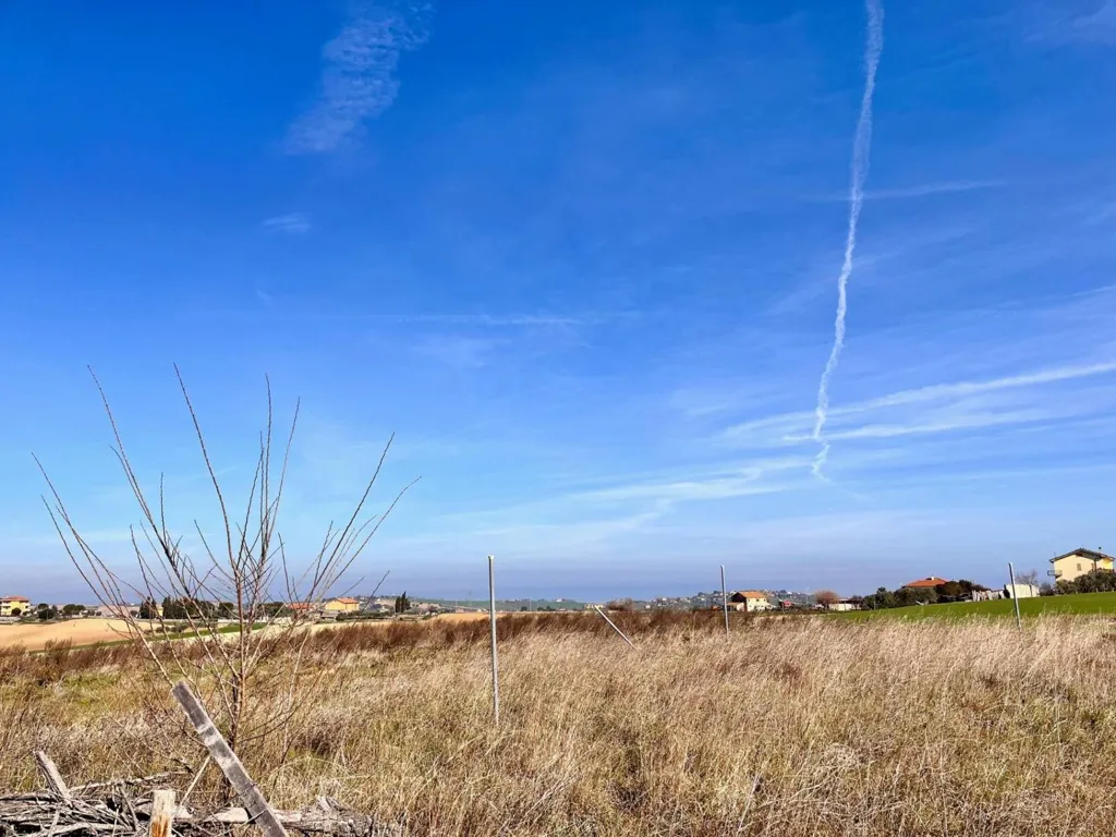 Aed - Rustic Property with Sea View in Montemarciano