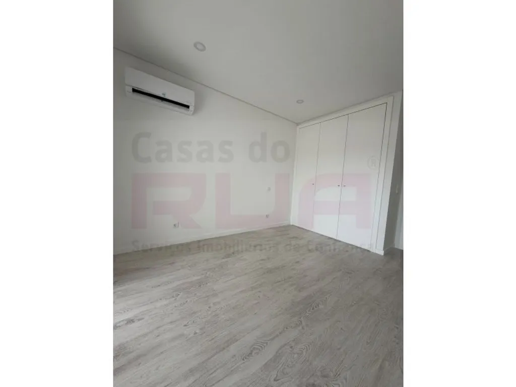 Chambres - Luxury Apartment with Garage in Seixal