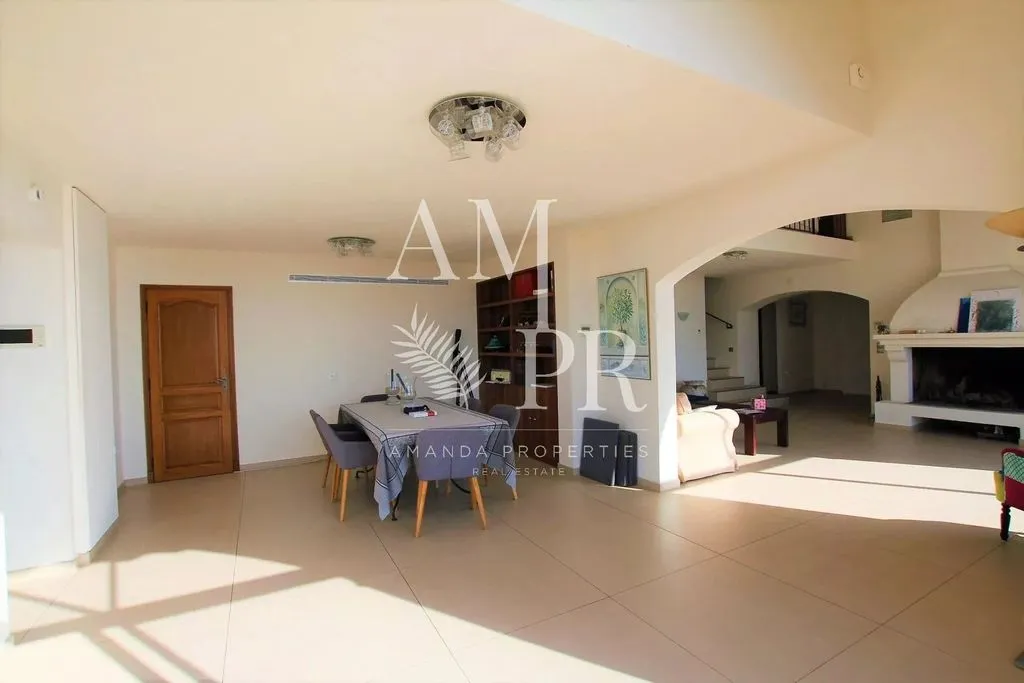 Söögituba - Luxury Villa with Sea View in Cannes