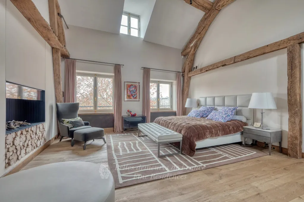 Bedrooms - Period Charm Triplex with Seine View in Paris 5th