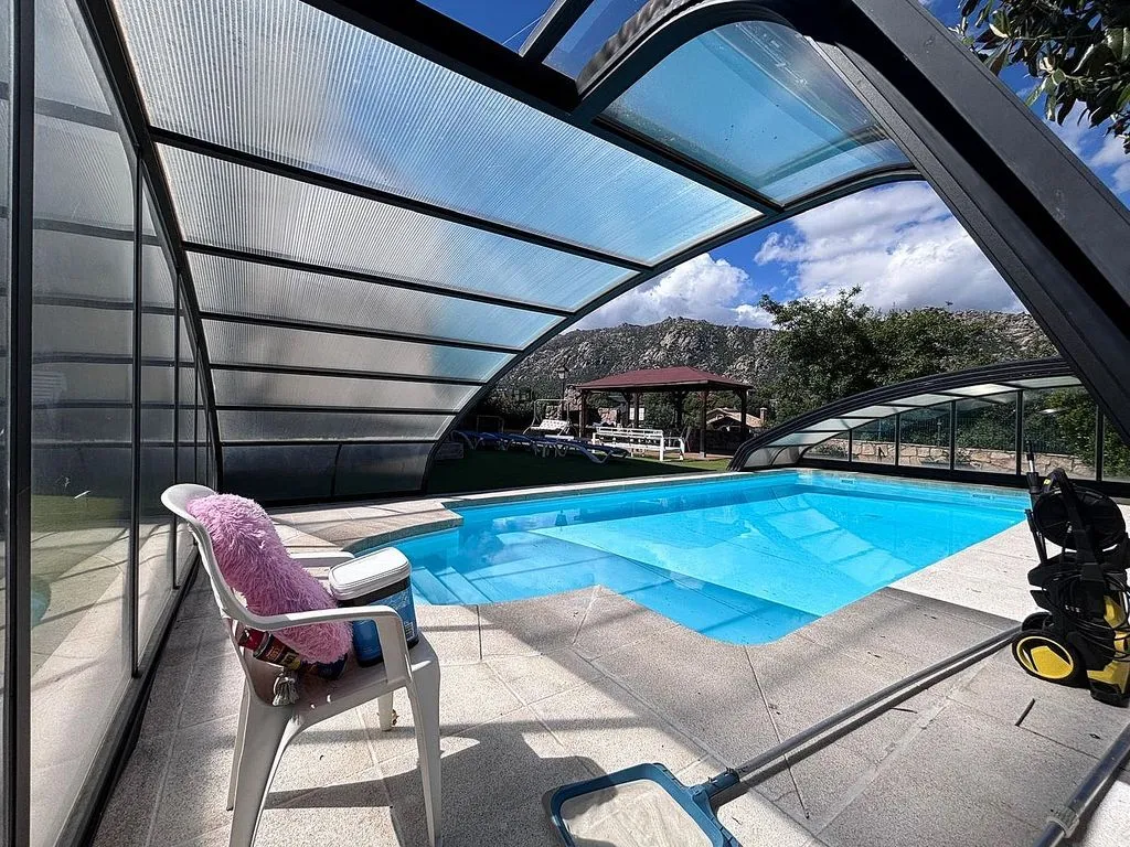 Pool - Chalet with Pool and Terrace in El Boalo