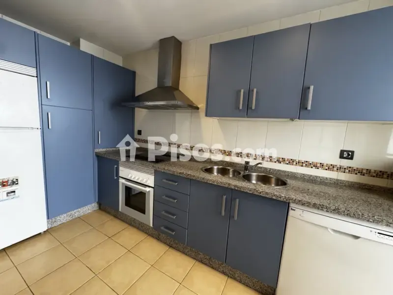 Cucina - Ample Flat with Balcony in Calle Salvaleón