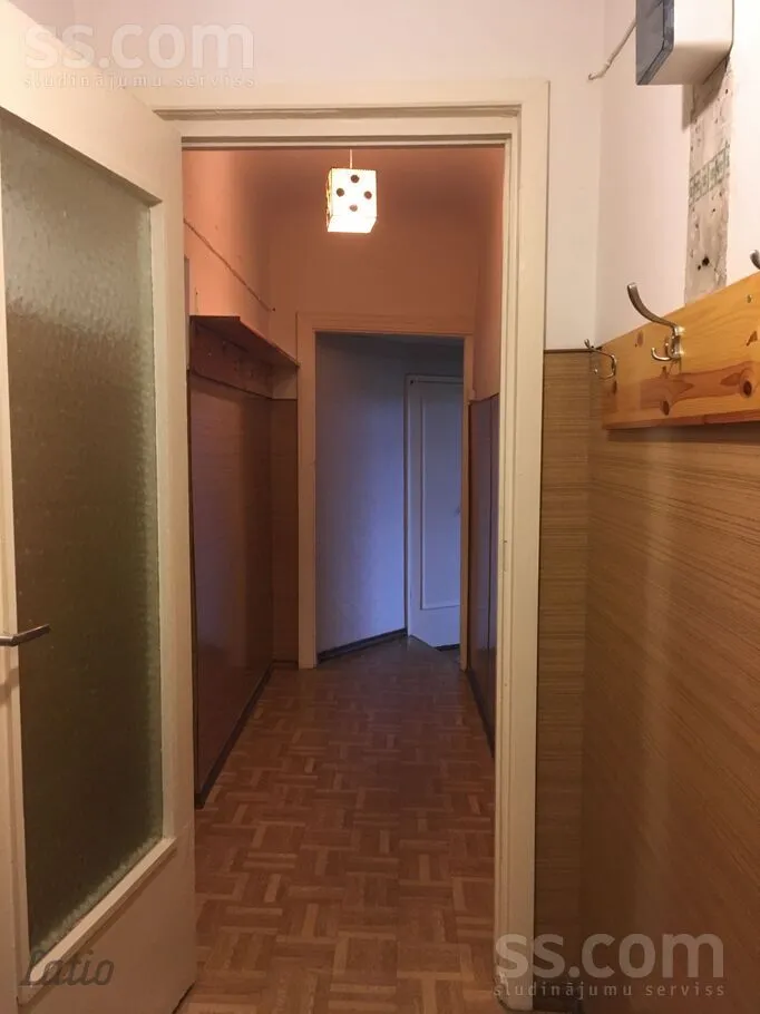 Entrée - Apartment with Gas Heating in Grīziņkalns, Riga
