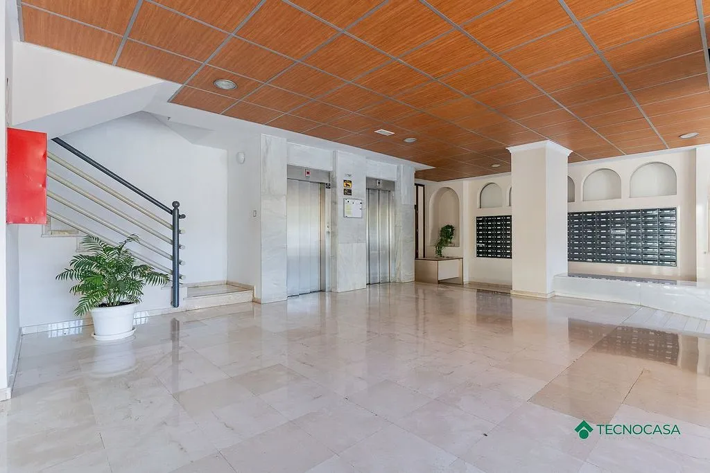 Esik - Modernised Apartment with Balcony in Aguadulce Sur