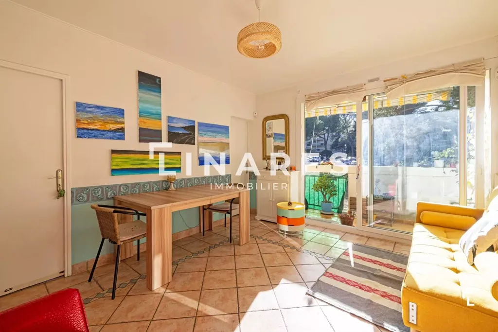 Séjour - Appartement T3 avec Balcon au Roy d'Espagne, Marseille