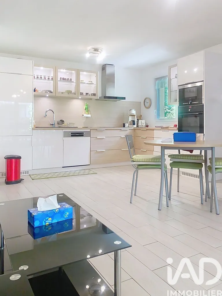Cuisine - Appartement Moderne avec Terrasse à Le Plessis-Trévise