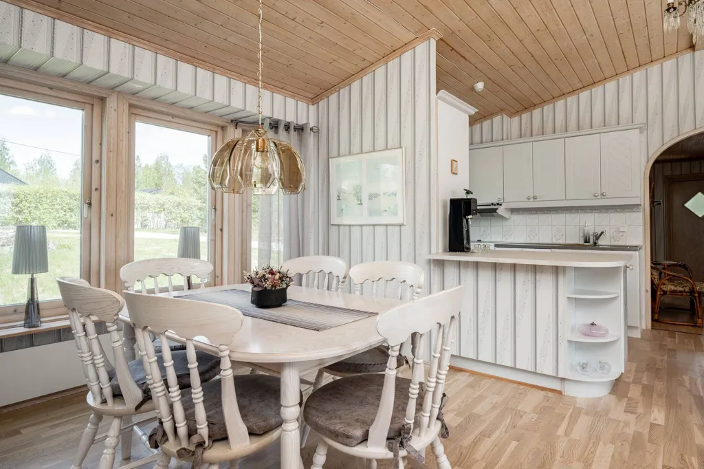 4-toaline maja asukohas Söderhamns kommun