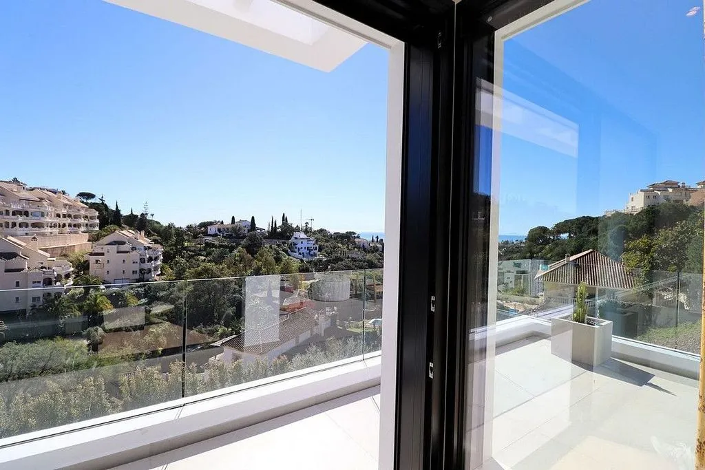Balcon - Chalet with Pool and Terrace in Casco Antiguo
