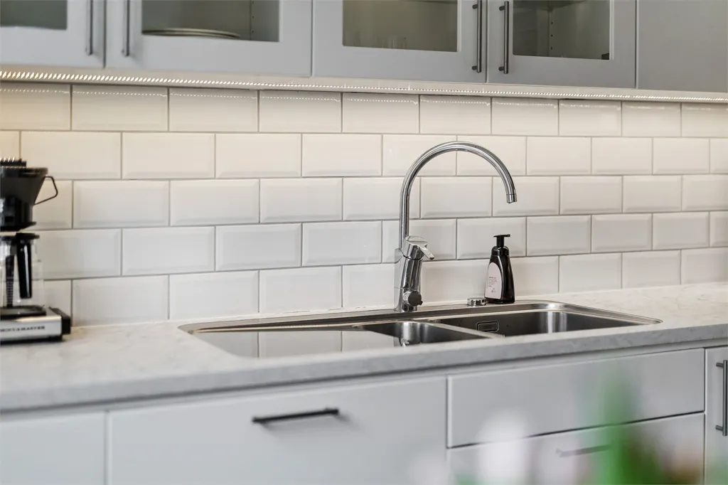 Cuisine - Apartment with Balcony on Sveaplan, Eskilstuna