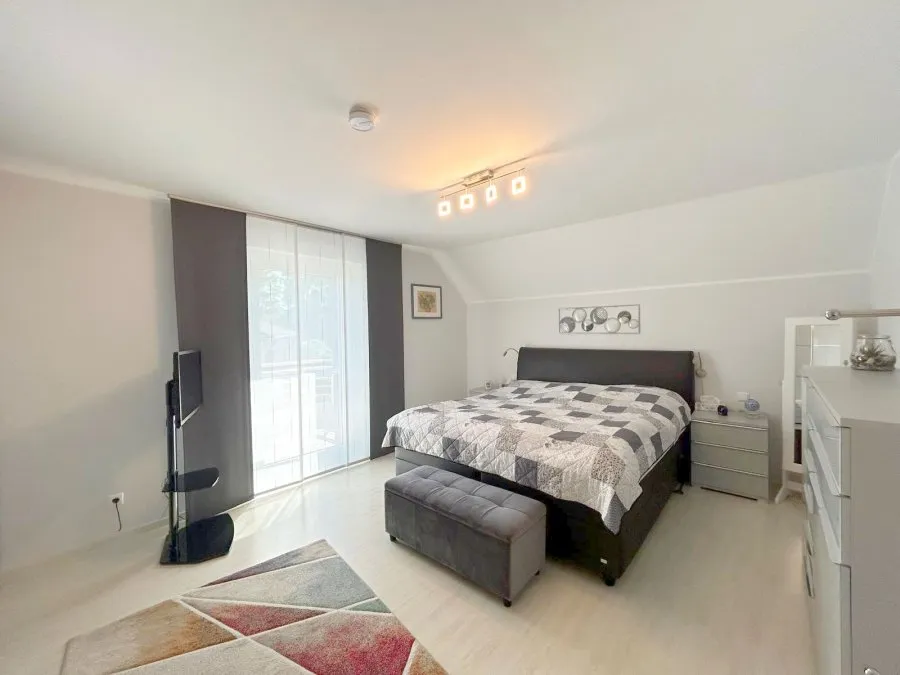 Chambres - Maison 8 pièces à Lorscheid