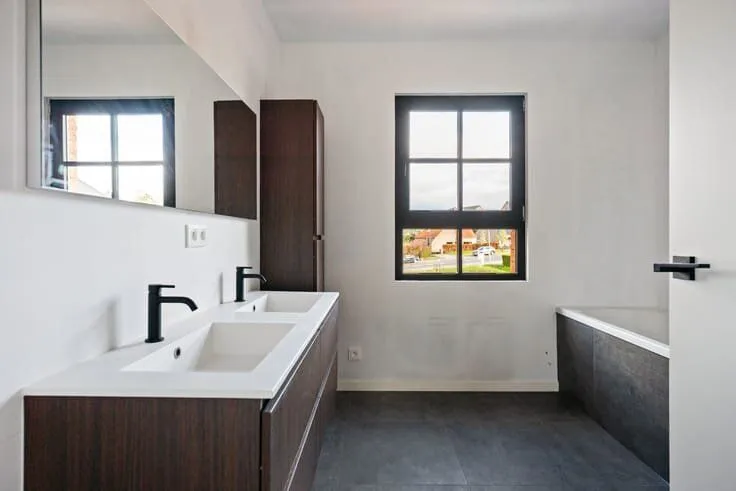Salles de bain - Maison Nouvelle avec Terrasse à Borgloon
