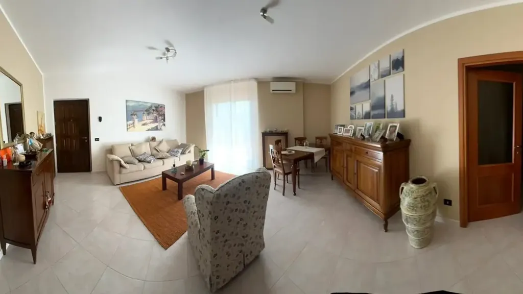 Soggiorno - Panoramic Apartment with Garden in Benevento
