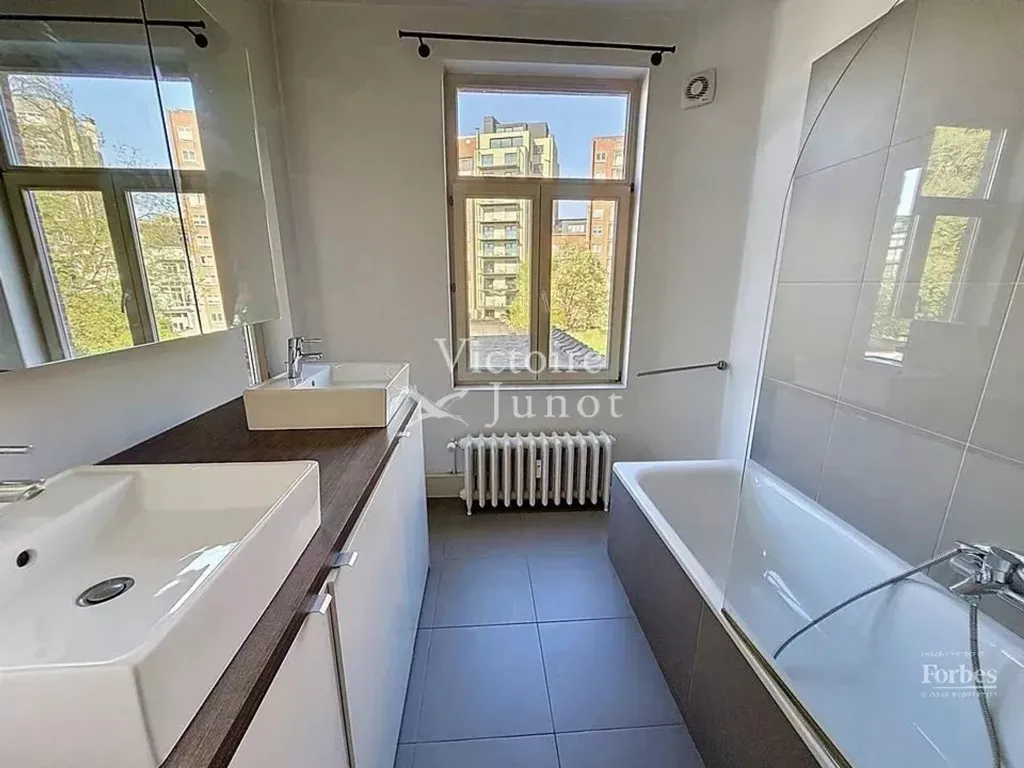 2 magamistoaga korter asukohas Ixelles
