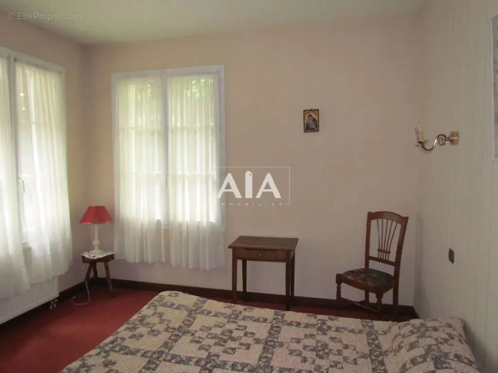 Chambres - Maison Atypique avec Vue sur Rivière à Ruffec