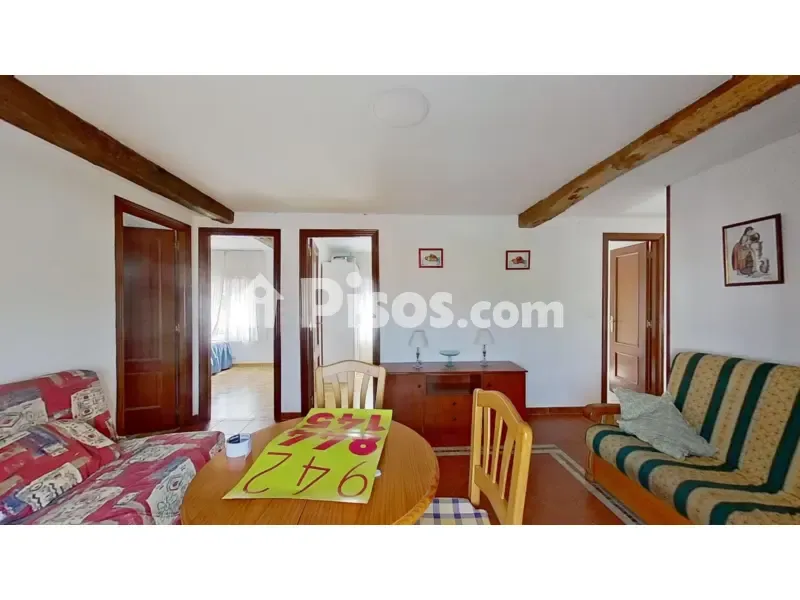 Söögituba - 7-Bedroom House with Garden in Suances