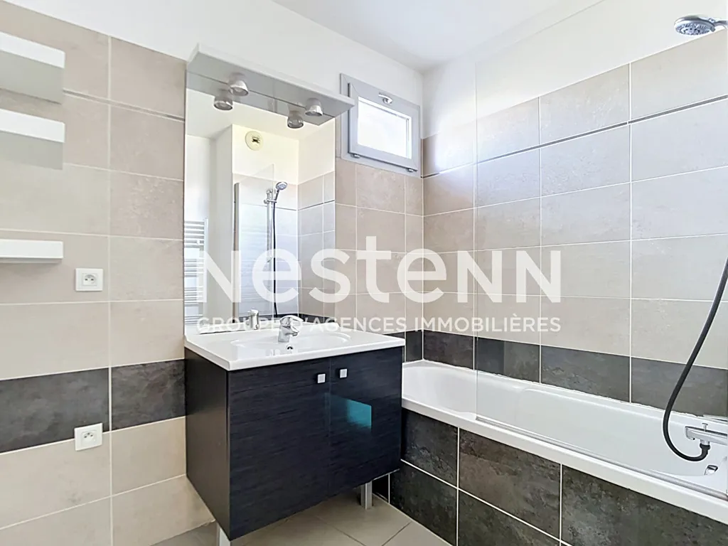 Vannitoad - T3 Apartment with Balcony in Sathonay-Camp