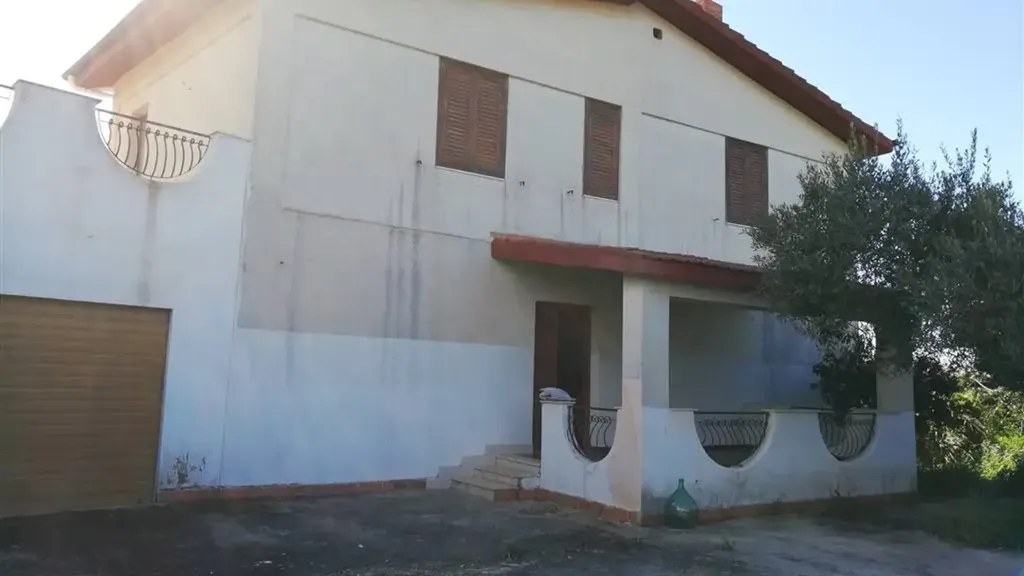 Extérieur - Maison 6 pièces à IT