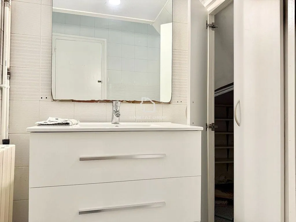 Vannitoad - Semi-detached House with Pool in Manlleu