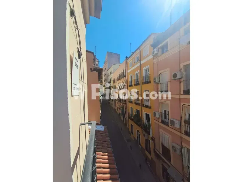 Balcon - Apartment with Balconies in Atocha, Madrid