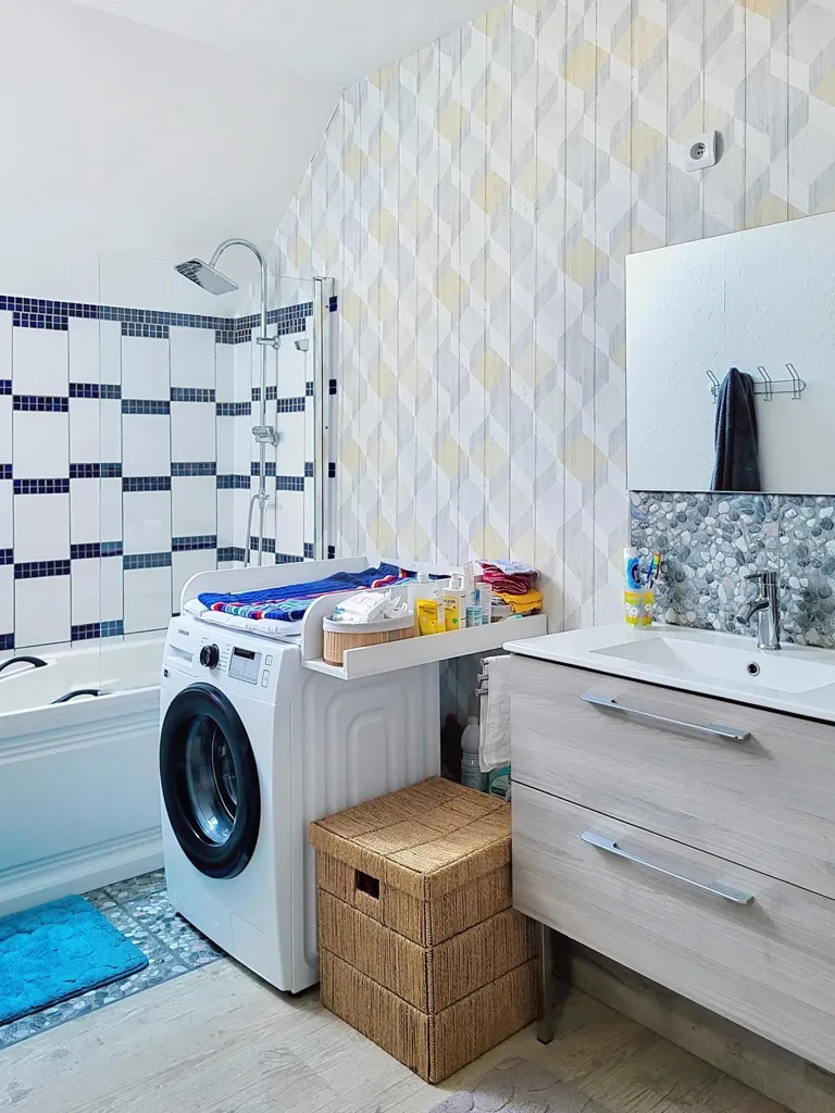 Bathrooms - Duplex House with Terrace in Ensisheim