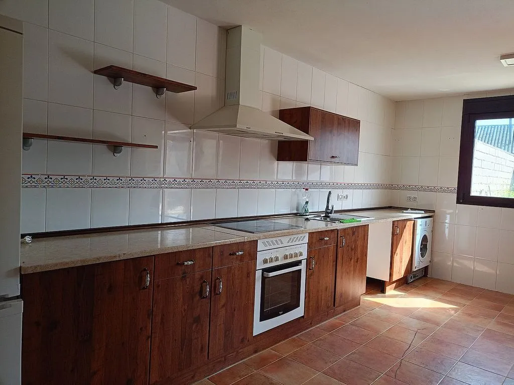 Cuisine - 3-Bedroom Chalet with Pool in Alcabón