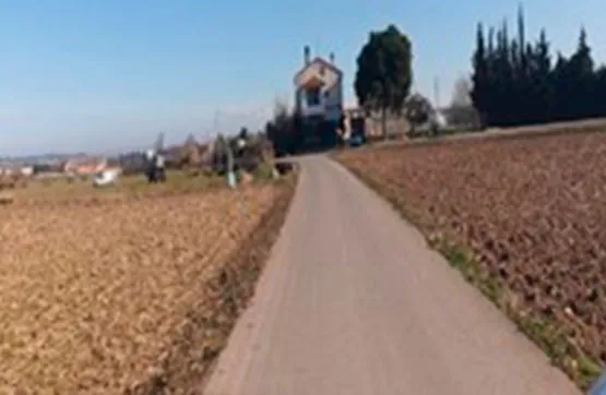 Välivaade - Buildable Land in Zaragoza with Growth Potential