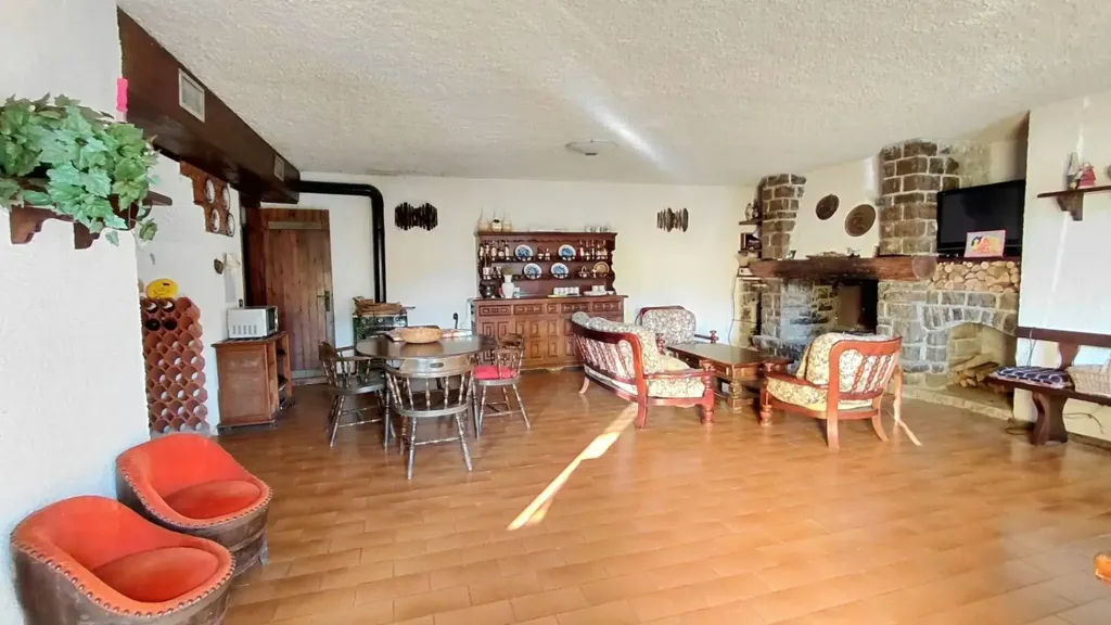 Elutuba - Bifamiliar Villa with Panoramic View in Marmentino