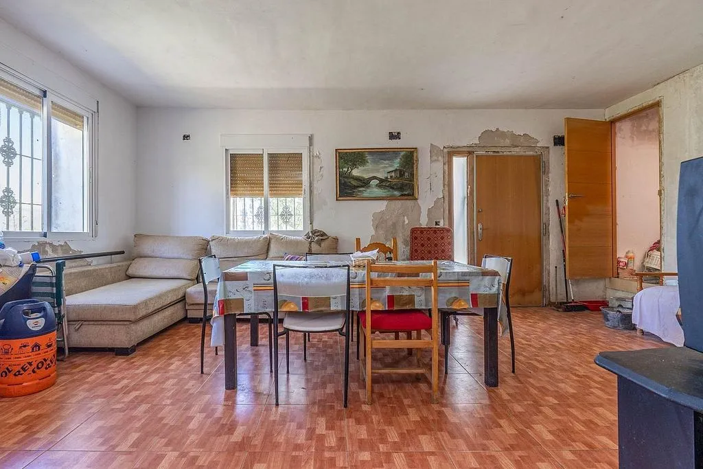 Salle à manger - Rustic Chalet with Terrace in Moraleda de Zafayona