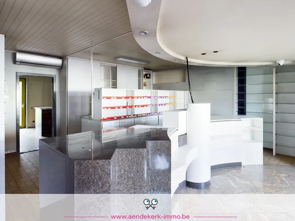 Ingresso - Mixed-Use Property with Garden in Kinrooi