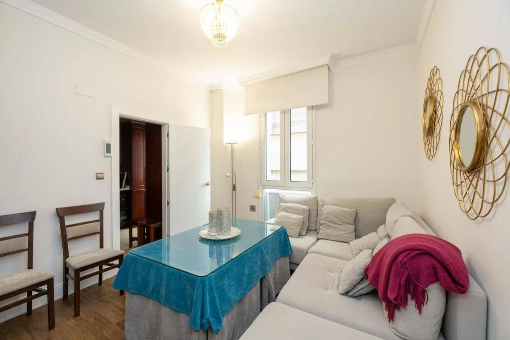 Elutuba - Luxury Flat with Balcony in Granada