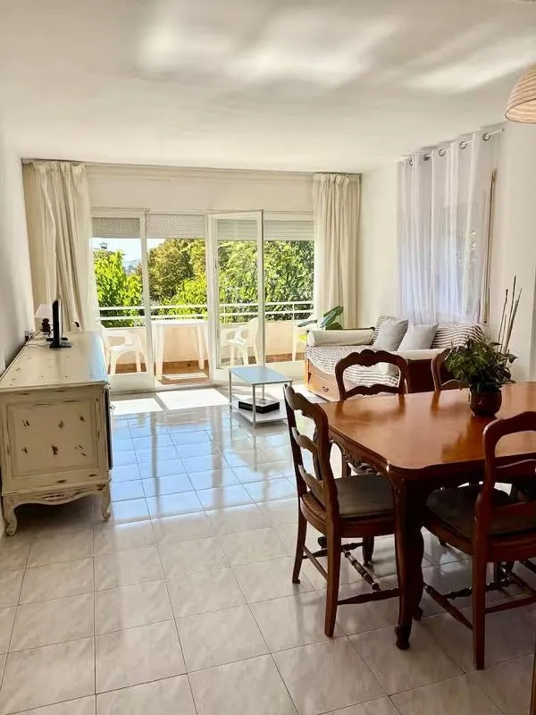 Salle à manger - Apartment with Terrace in Platja d'Aro