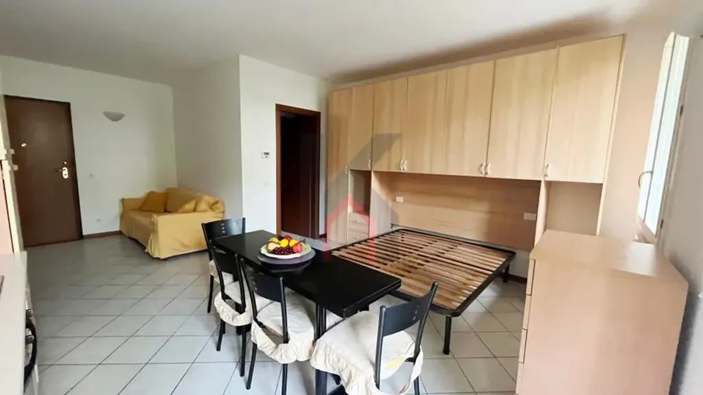 Appartement 1 pièces à IT