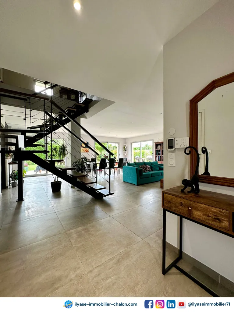 Soggiorno - Spacious House with Pool in Chalon-sur-Saône