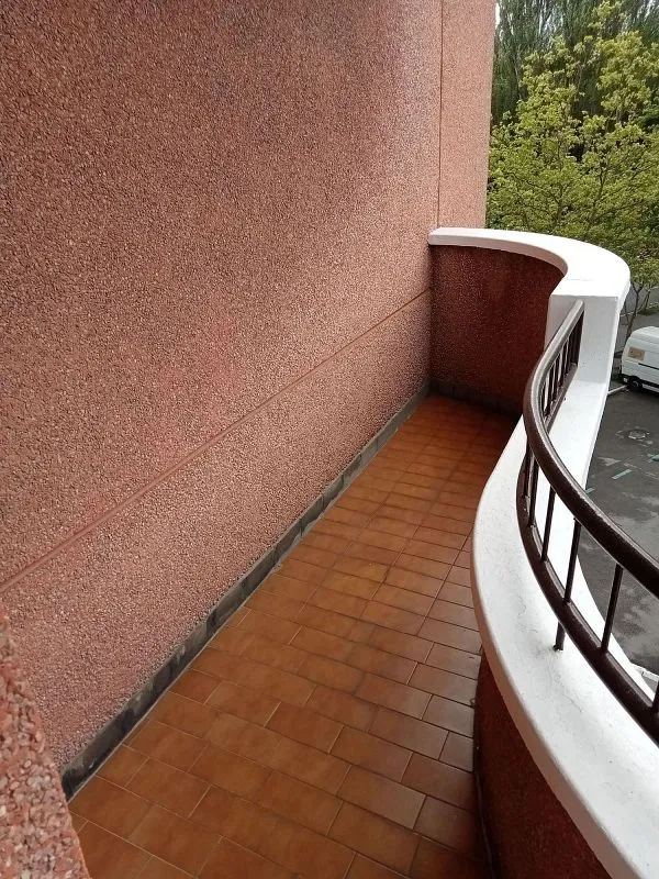 balcony