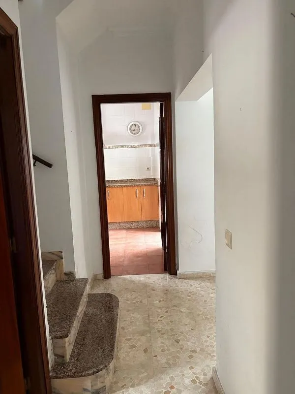 Esik - Terraced House with Terrace in La Paz