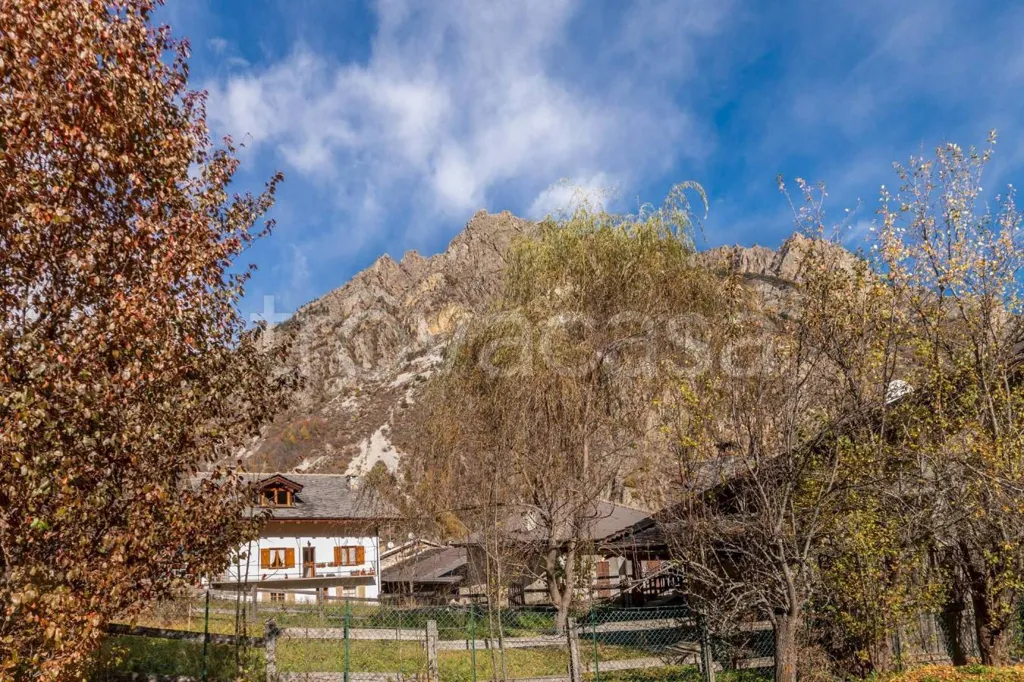 Rustic Baita with Garden in Acceglio