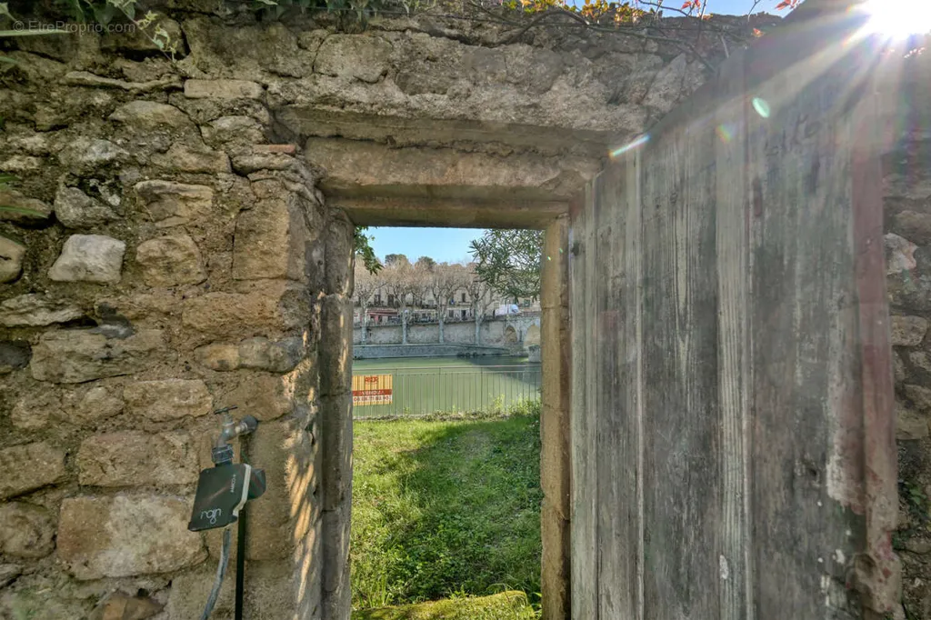 Aed - Stone House with Panoramic View in Sommières