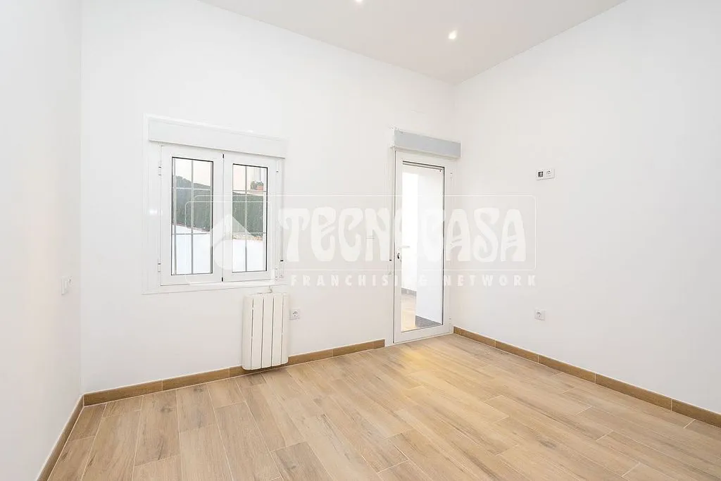 Rooms - Ground Floor Flat with Patio in El Cerrillo