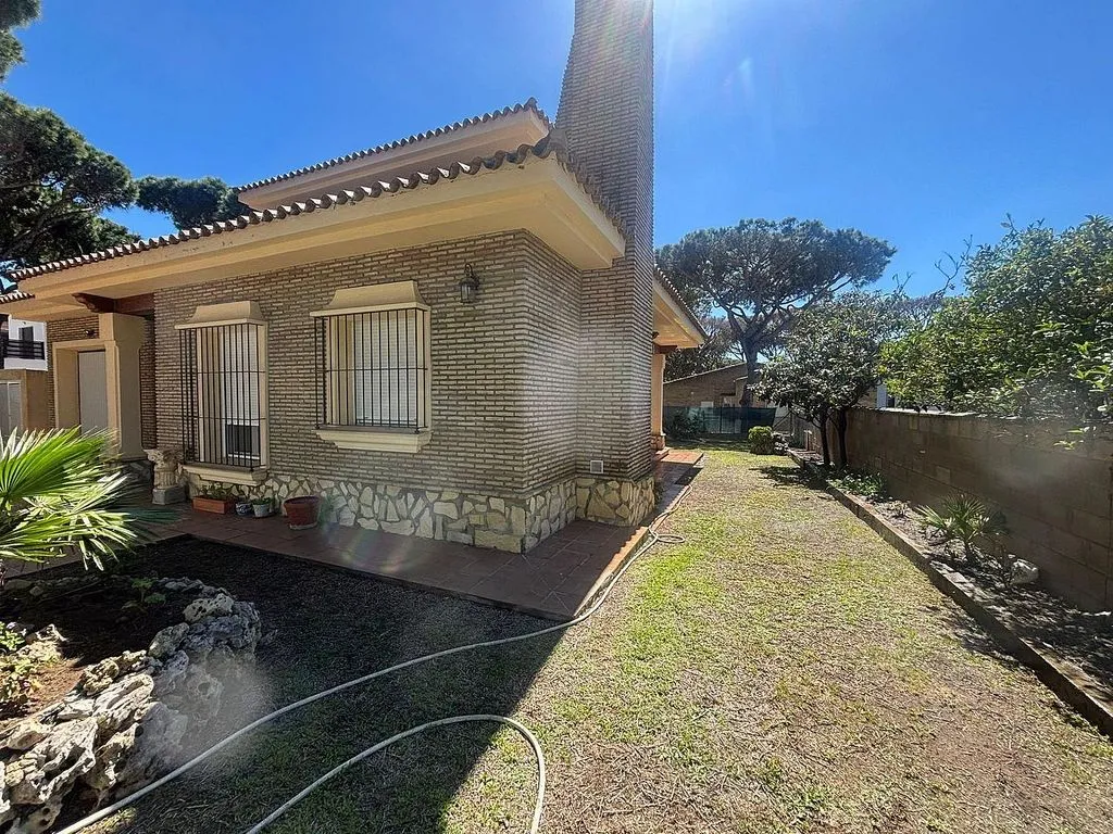 Extérieur - Chalet with Garage in Sancti Petri - La Barrosa