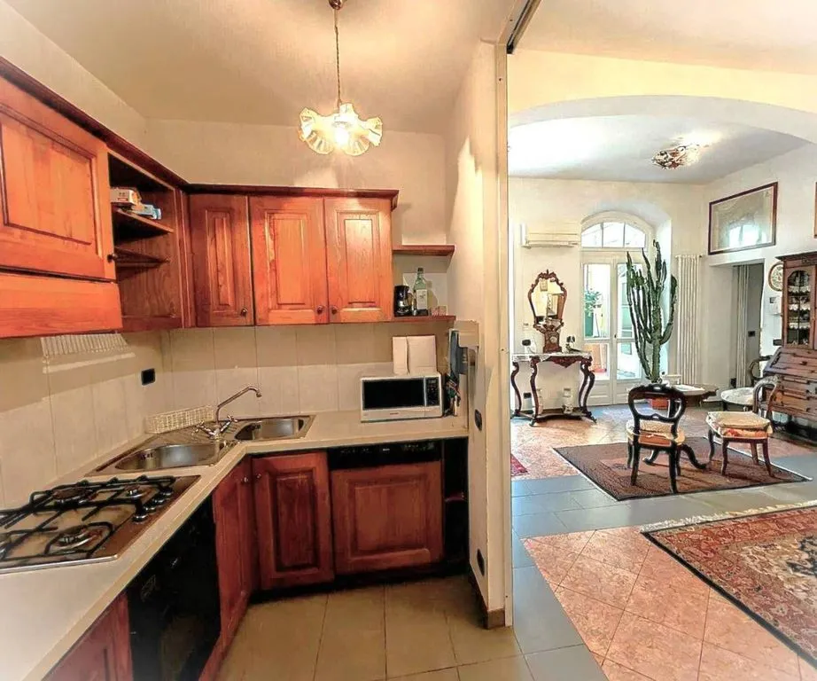 Köök - Renovated Flat with Private Garden in Lucca
