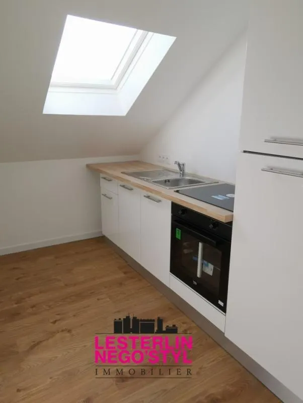 Pièces - Appartement Neuf au Dernier Étage aux Docks
