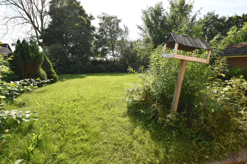 Jardin - Four-Bedroom Terraced House in Snedsted
