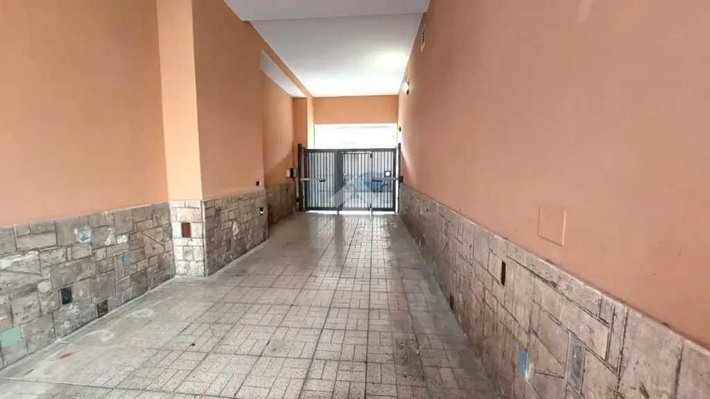 Entrée - Apartment with Balconies near Piazza del Popolo, Latina