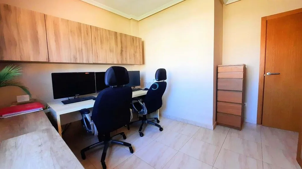 Bureau - Semi-detached House with Pool in Lomas de Cabo Roig