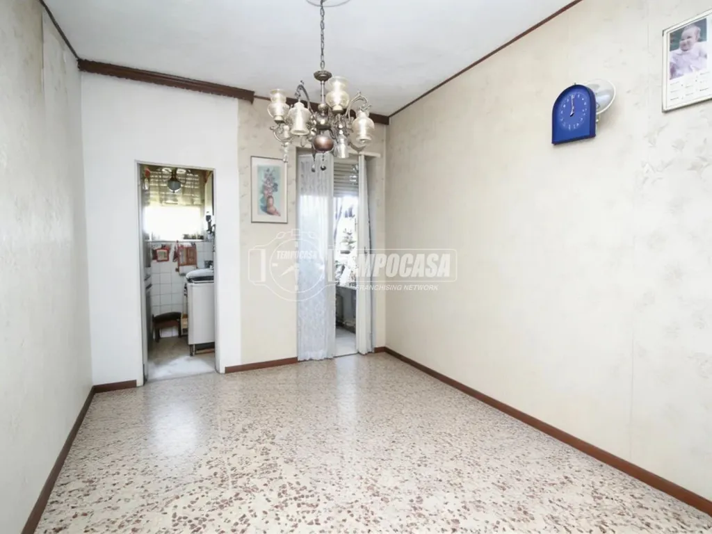 hallway_entrance
