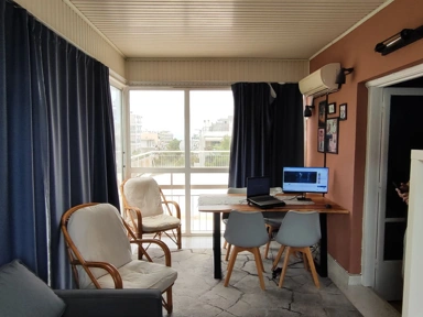 Bureau - Studio avec vue mer à Ilioupoli